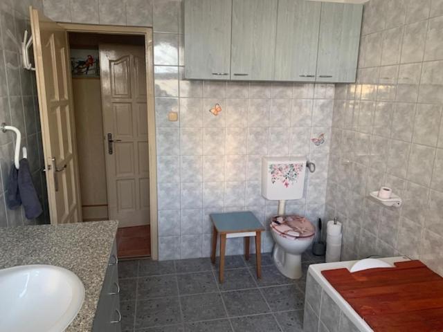 Erd - Csendes, Kenyelmes Csaladi Haz Apartment Ngoại thất bức ảnh